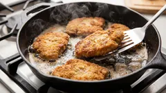 Ei muna eikä leipä: ainesosa, joka tekee kotleteista kaksi kertaa mehukkaampia